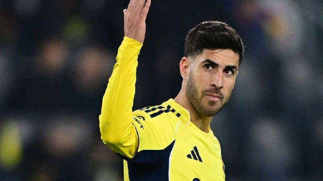 Fenerbahçe'de İsmail Kartal'dan Rize maçı öncesi gizli plan: Yıldız ismi çağırdı, tüm dengeleri altüst edecek! 7